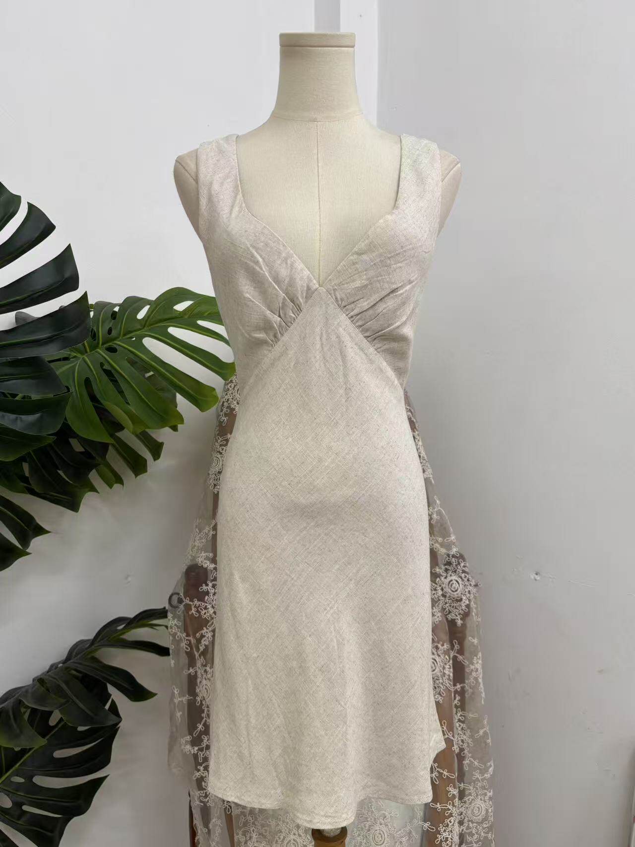 linen V-neck cinched waist dress