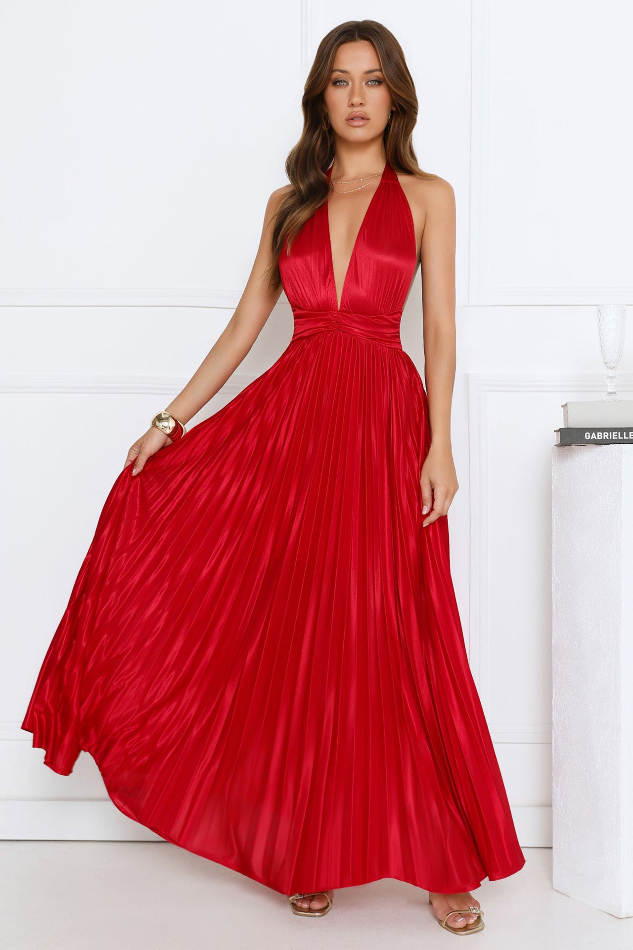 red one-shoulder pleated long dress
