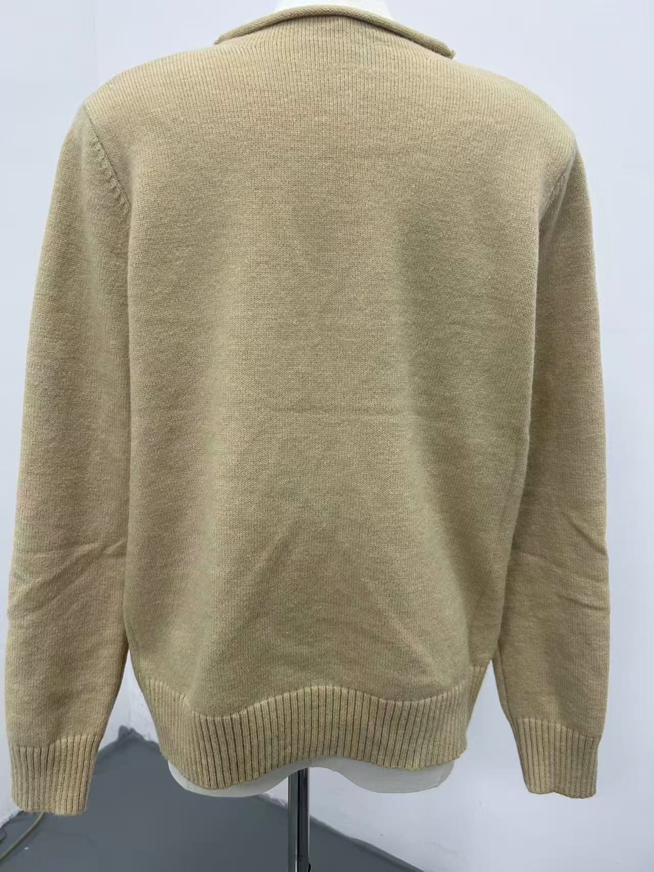 Jacquard long sleeves cartoon straw hat bear knitted sweater