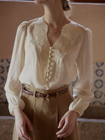 apricot embroidered V-neck French vintage chic shirt