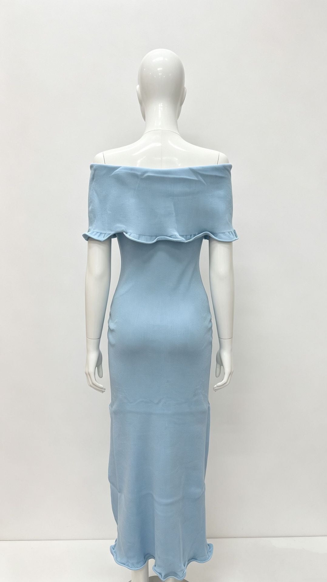 Off-shoulder sleeveless knit midi dress