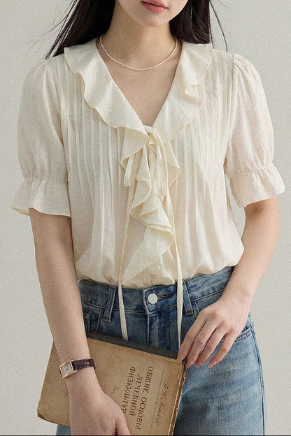 v-neck ruffle Bell-sleeved shirt