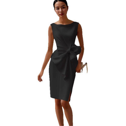 Sleeveless bodycon mini dress with bow