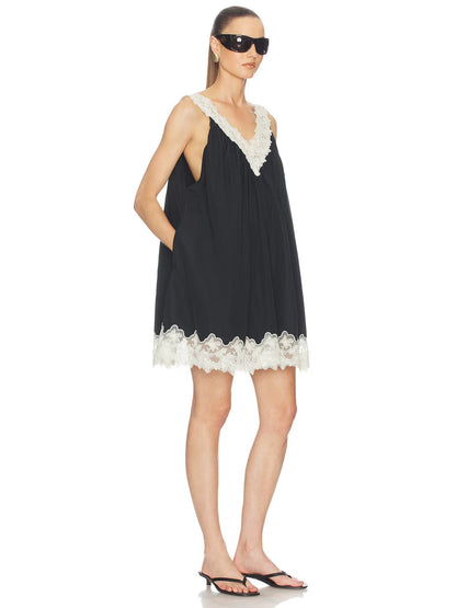Lace V-neck sleeveless loose mini dress