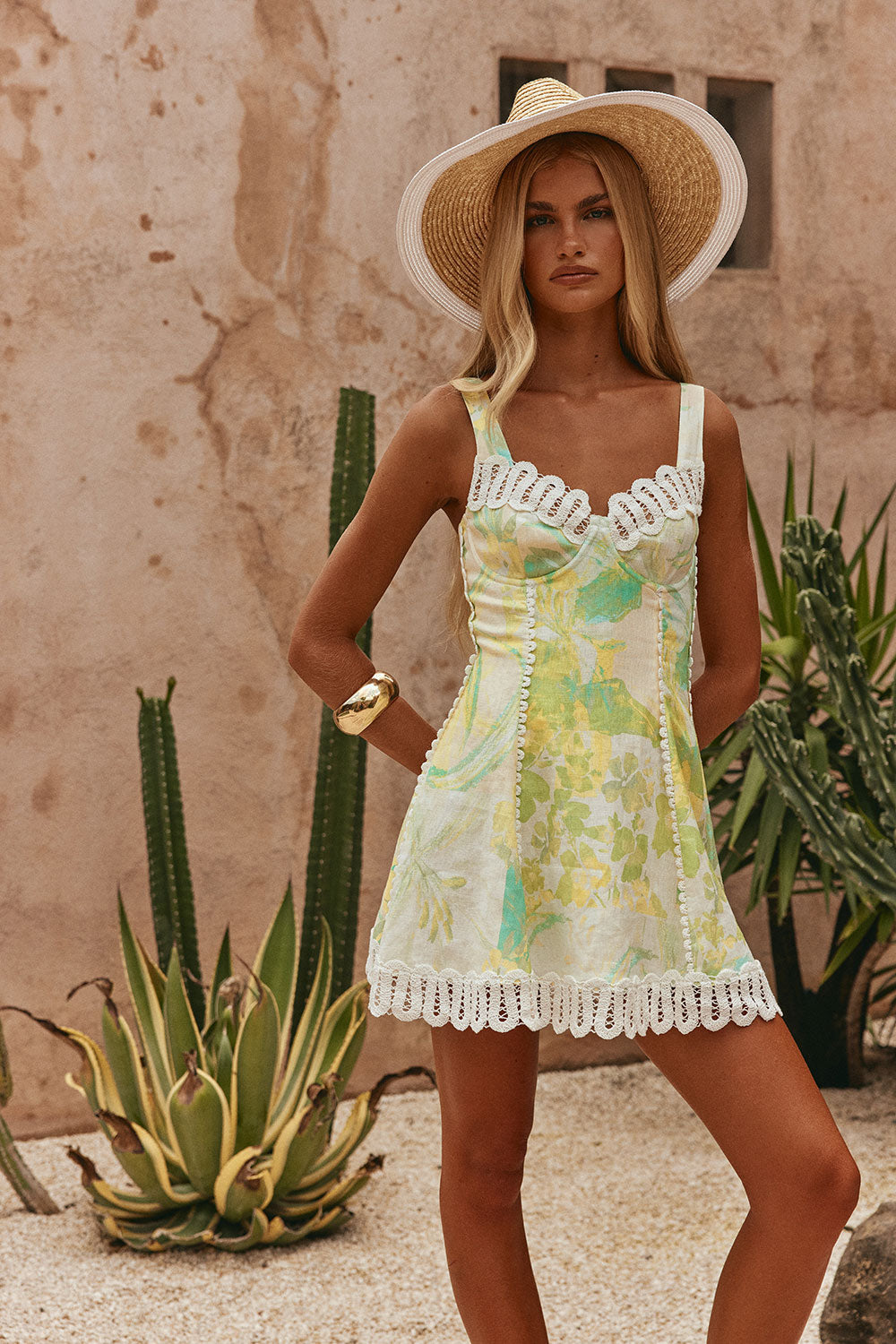 floral print Lace-trimmed V-neck linen camisole mini dress - green