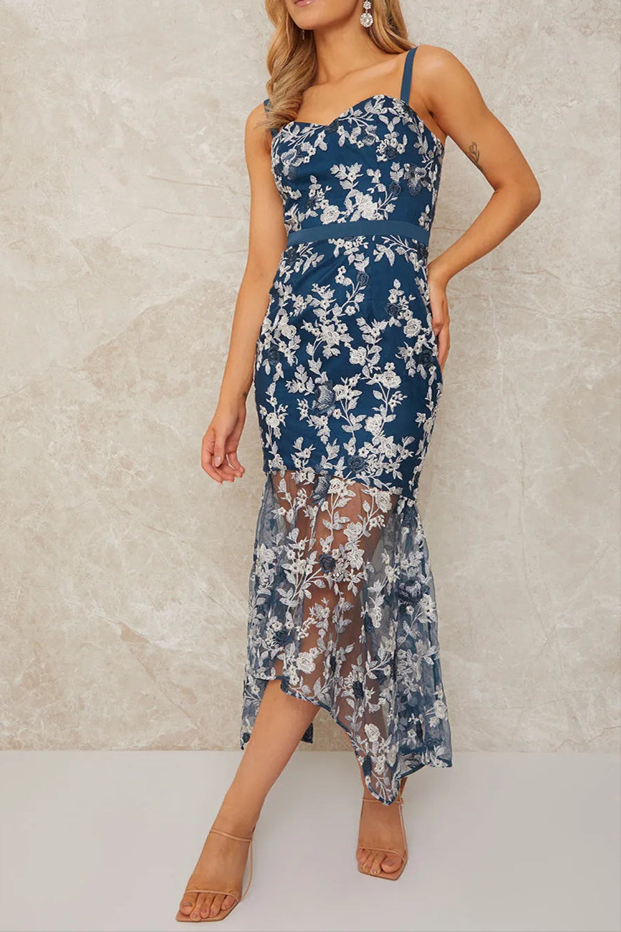 Peplum Embroidered Lace Bodycon Dress in Blue