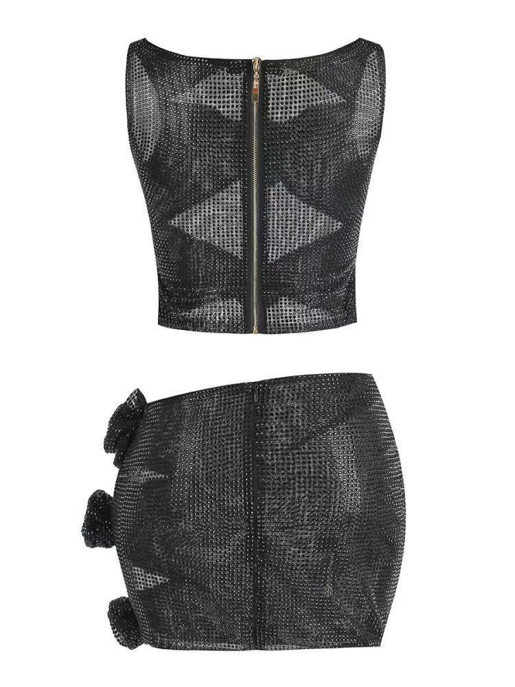 EMBELLISHED CUT OUT 3D FLOWER SUIT IN METALLIC SILVER