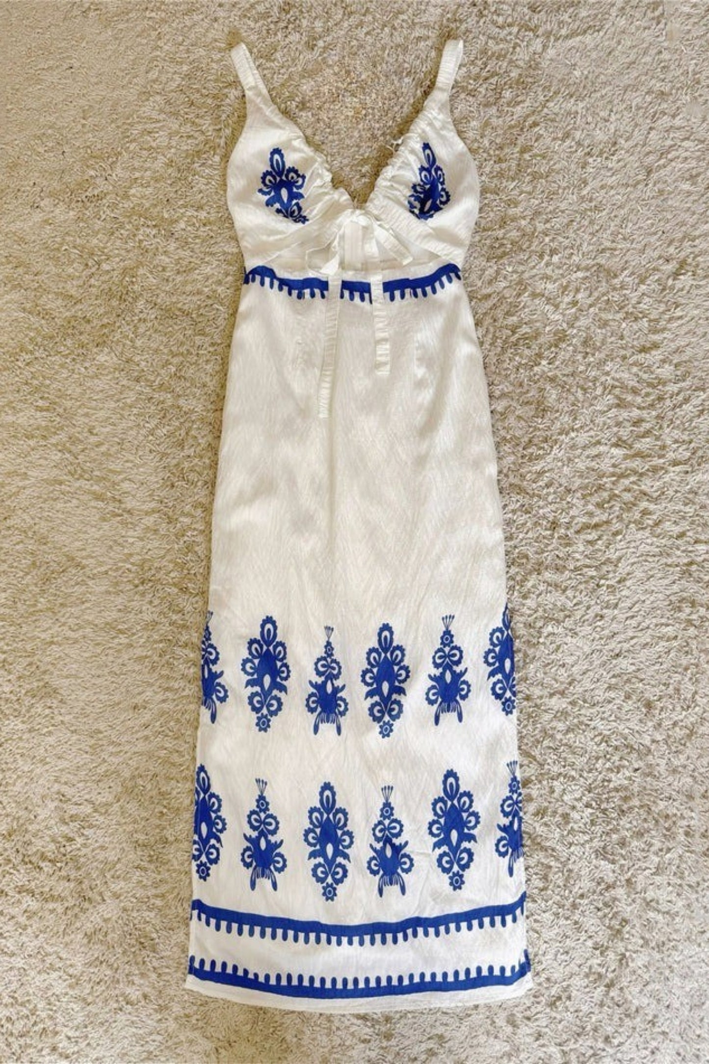 Front Tie V-Neck Ethnic Blue Print Spaghetti Strap Midi Dress